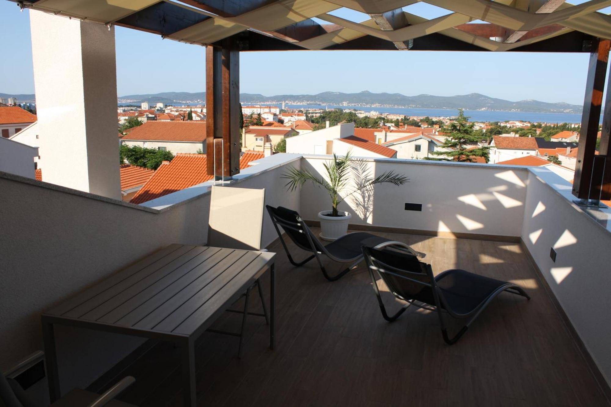Apartments Hills Zadar Rum bild