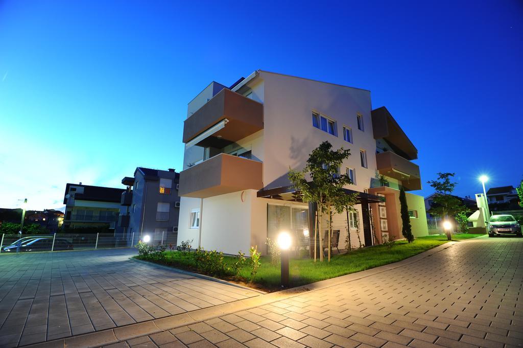 Apartments Hills Zadar Rum bild